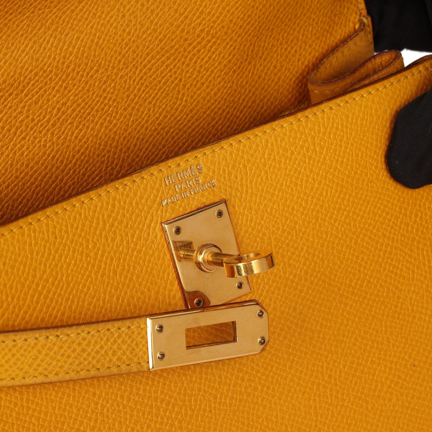 Hermes Jaune Courchevel Leather Kelly 20cm Sellier Shoulder Bag