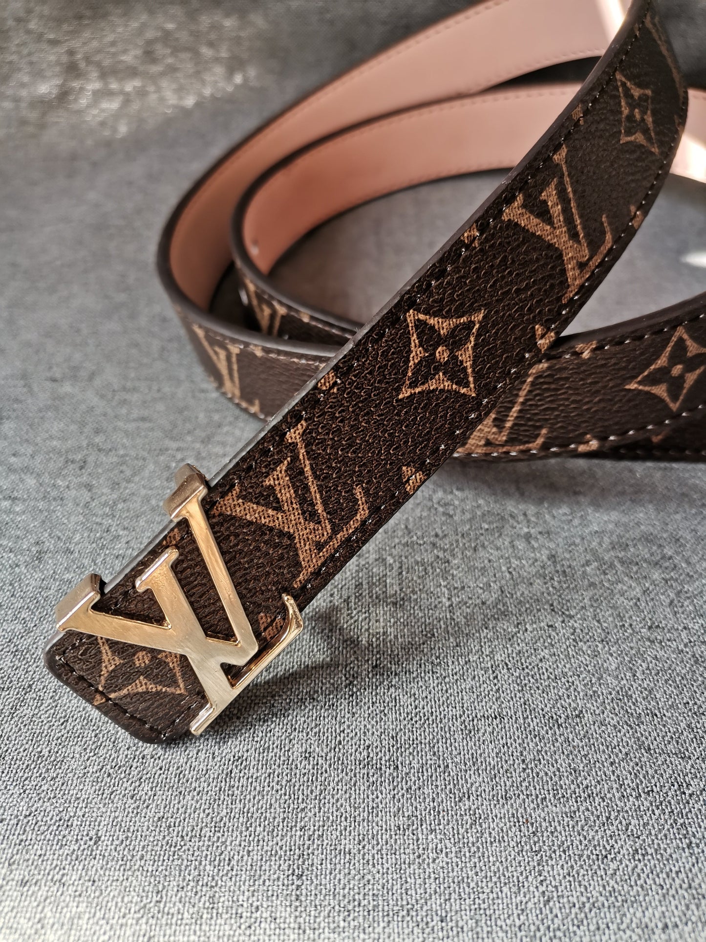 Louis Vuitton  thin Belt 2.5cm