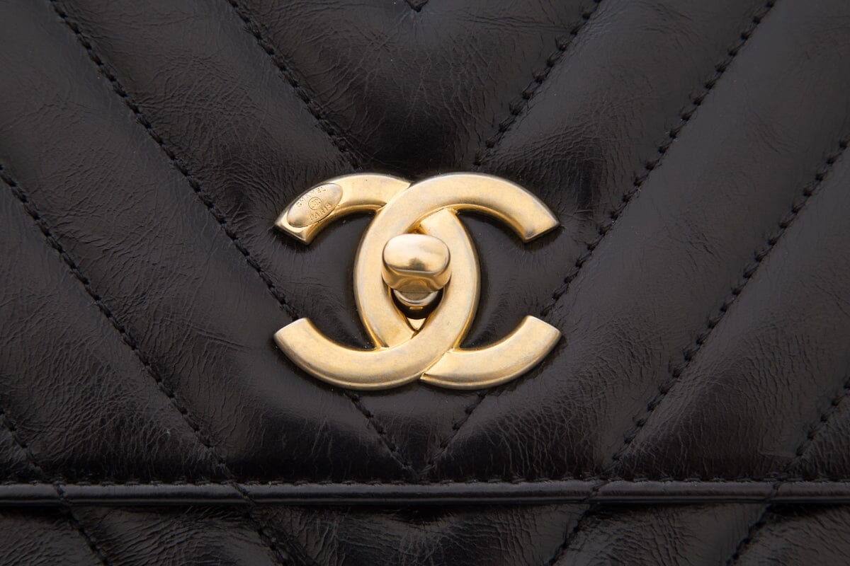 Chanel 2017/2018 Black Shiny Grained Leather "Coco Handle" HandBag W/ Gold HW