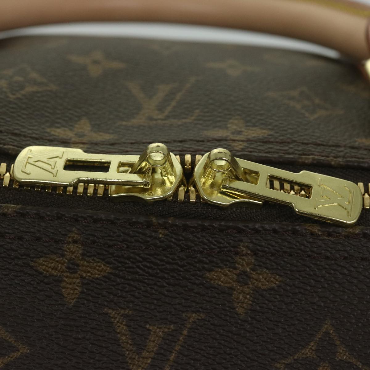 LOUIS VUITTON Keepall Bandouliere 60 Shoulder Bag