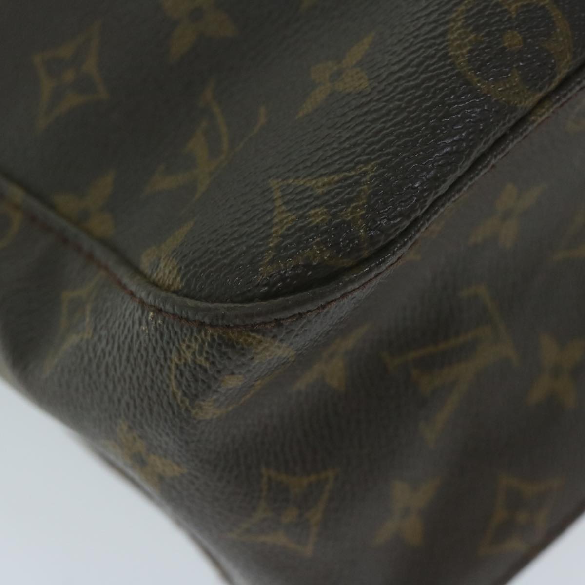 LOUIS VUITTON Looping Shoulder Bag