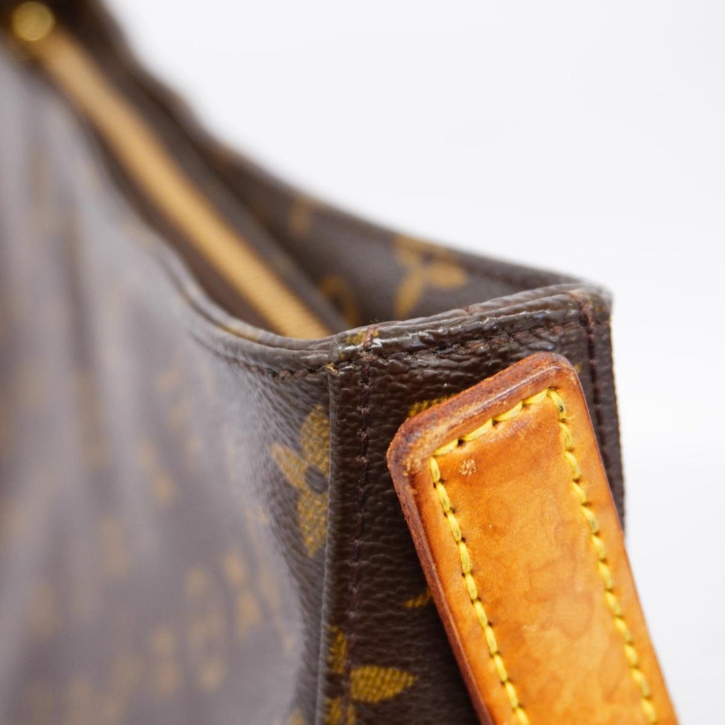 LOUIS VUITTON Looping Shoulder Bag