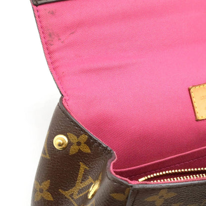 LOUIS VUITTON Shoulder Bag