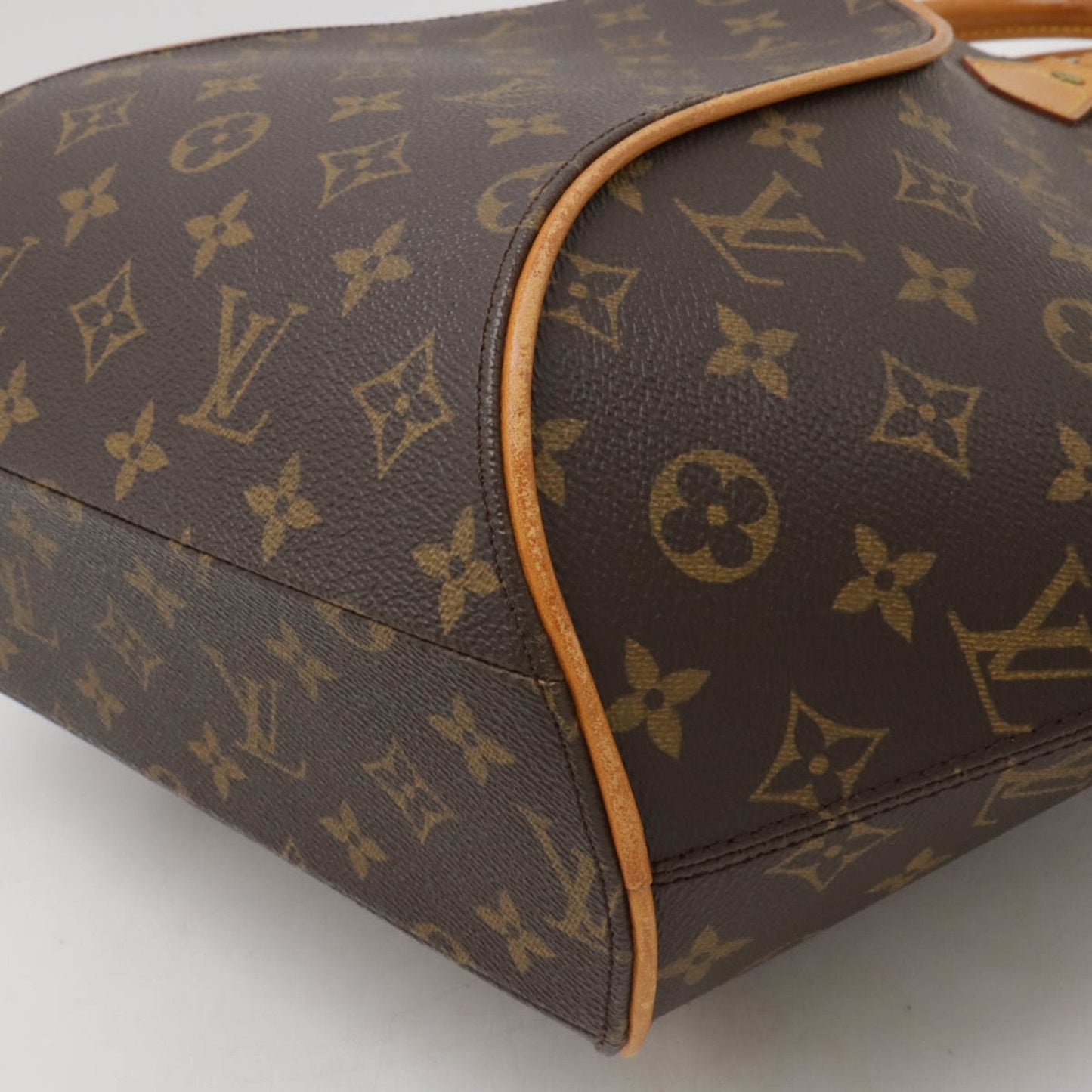 LOUIS VUITTON Ellipse Handbag