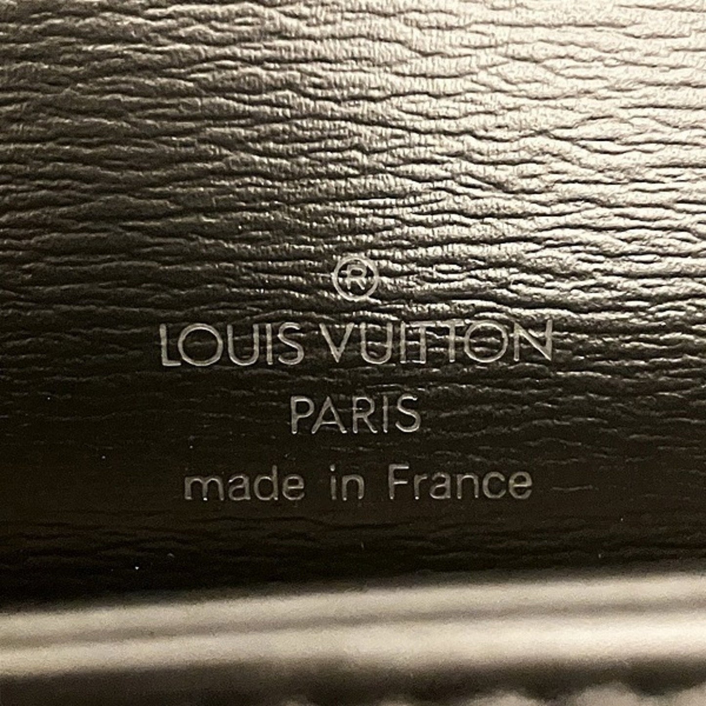 LOUIS VUITTON Free run Shoulder Bag