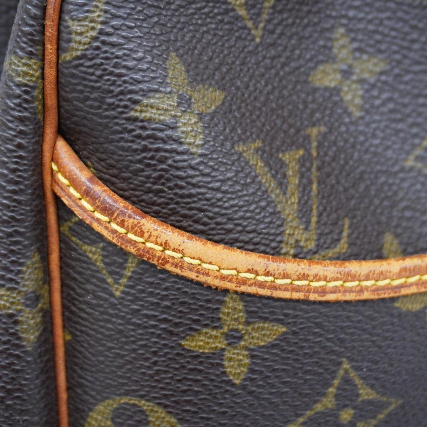 LOUIS VUITTON Deauville Handbag