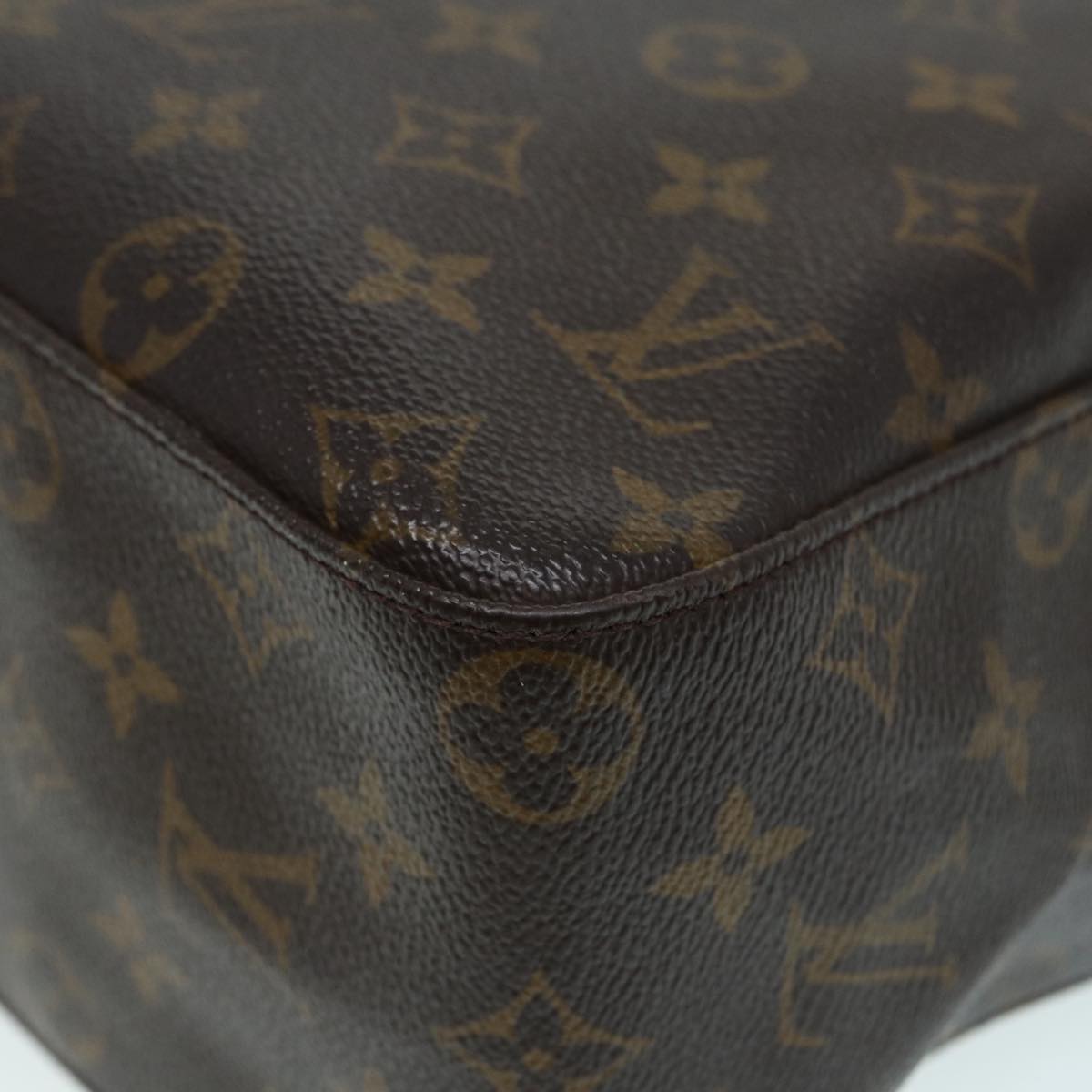 LOUIS VUITTON Looping GM Shoulder Bag