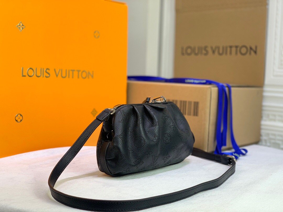 Designer Handbags Louis Vuitton 122