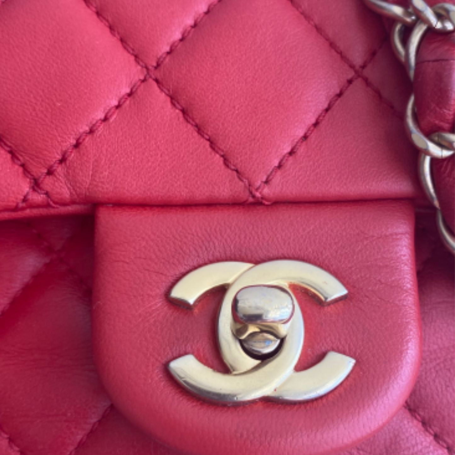 Chanel Red Leather Matelasse shoulder Bag