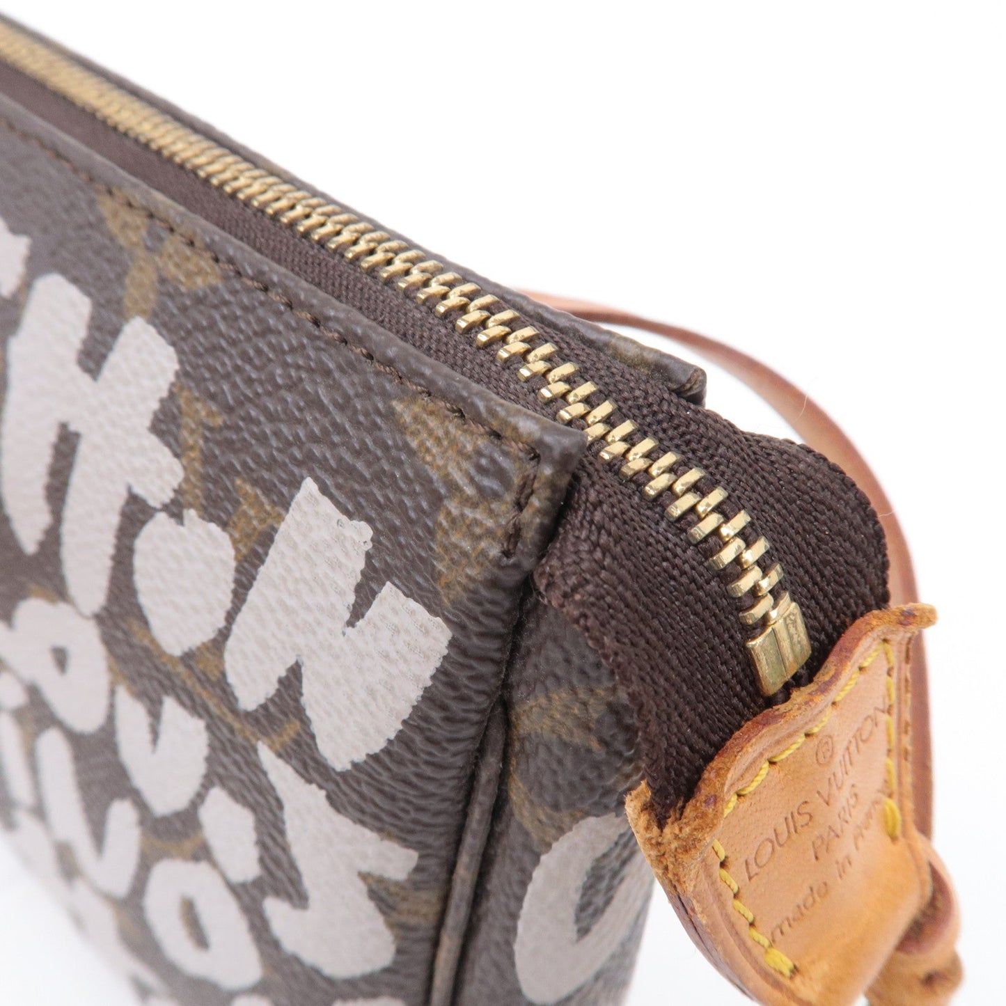 Authc Louis Vuitton Monogram Graffiti Pochette Accessoires Pouch M92192