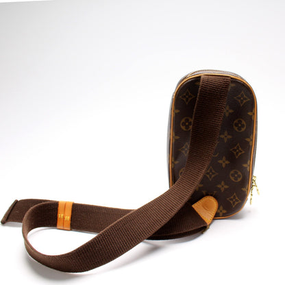 Pochette Gange Monogram