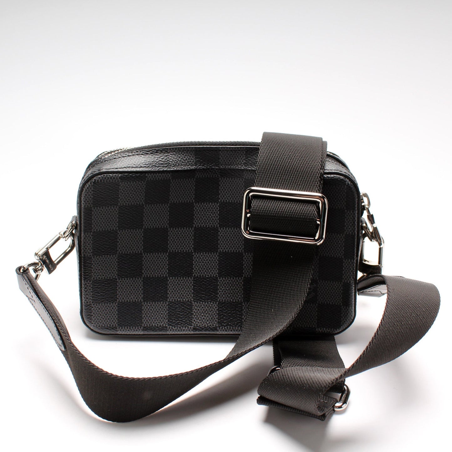 Alpha Wearable Wallet Damier Graphite