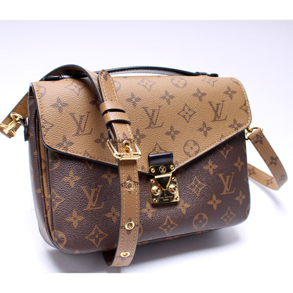 Pochette Metis Reverse Monogram