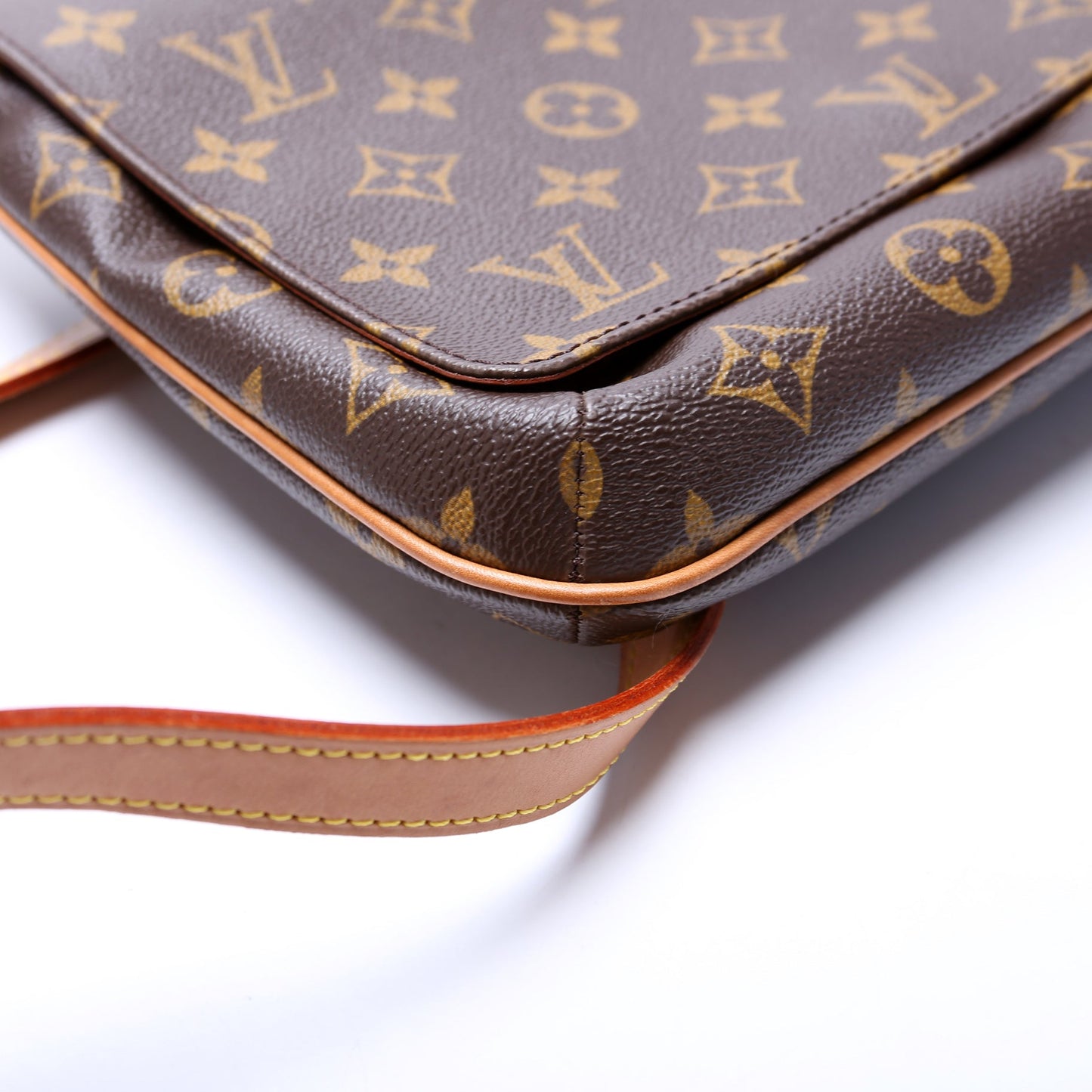 Musette Tango Long Monogram