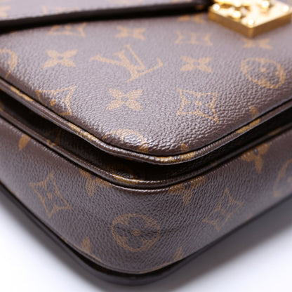 Pochette Metis Monogram