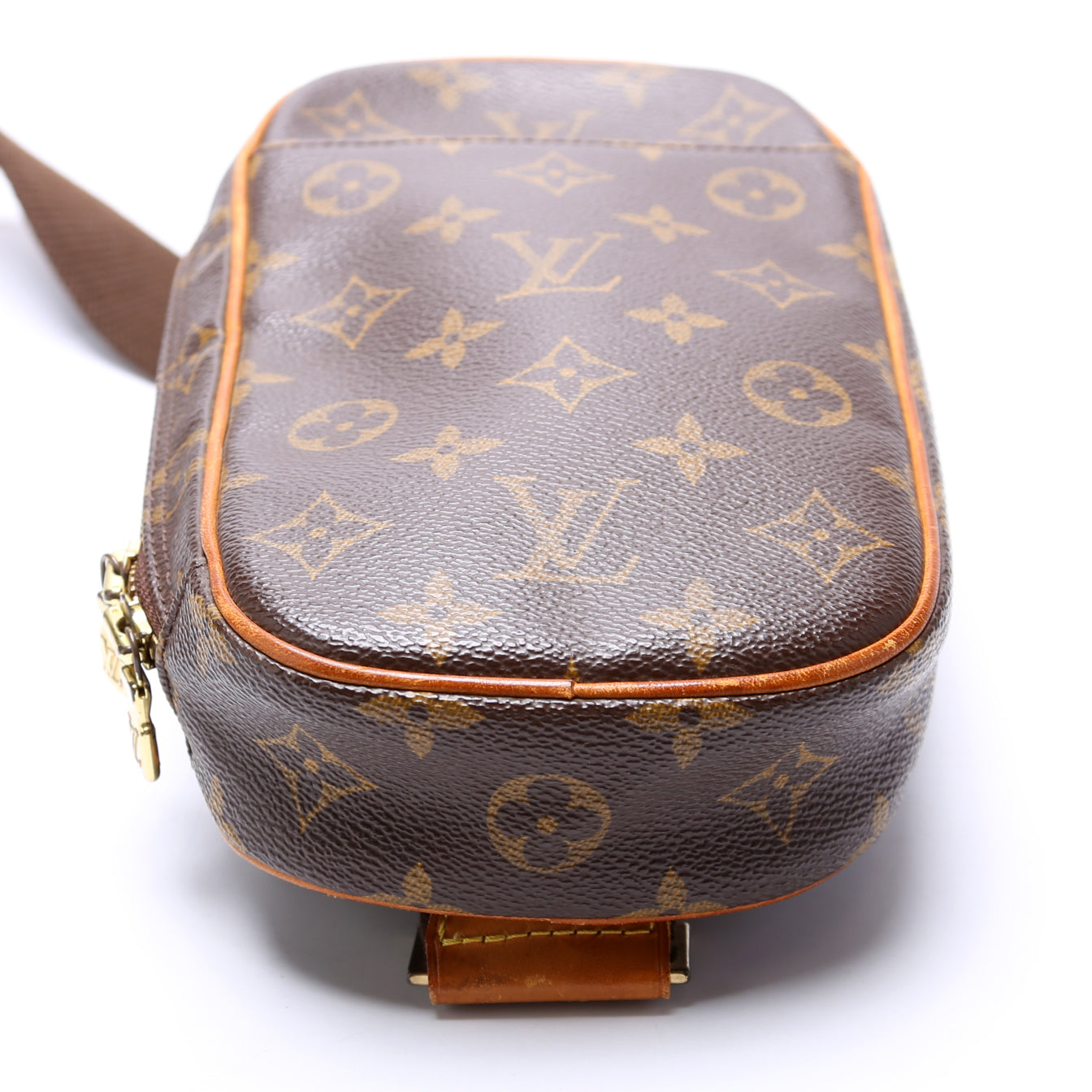 Pochette Gange Monogram