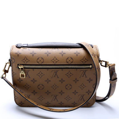 Pochette Metis Reverse Monogram