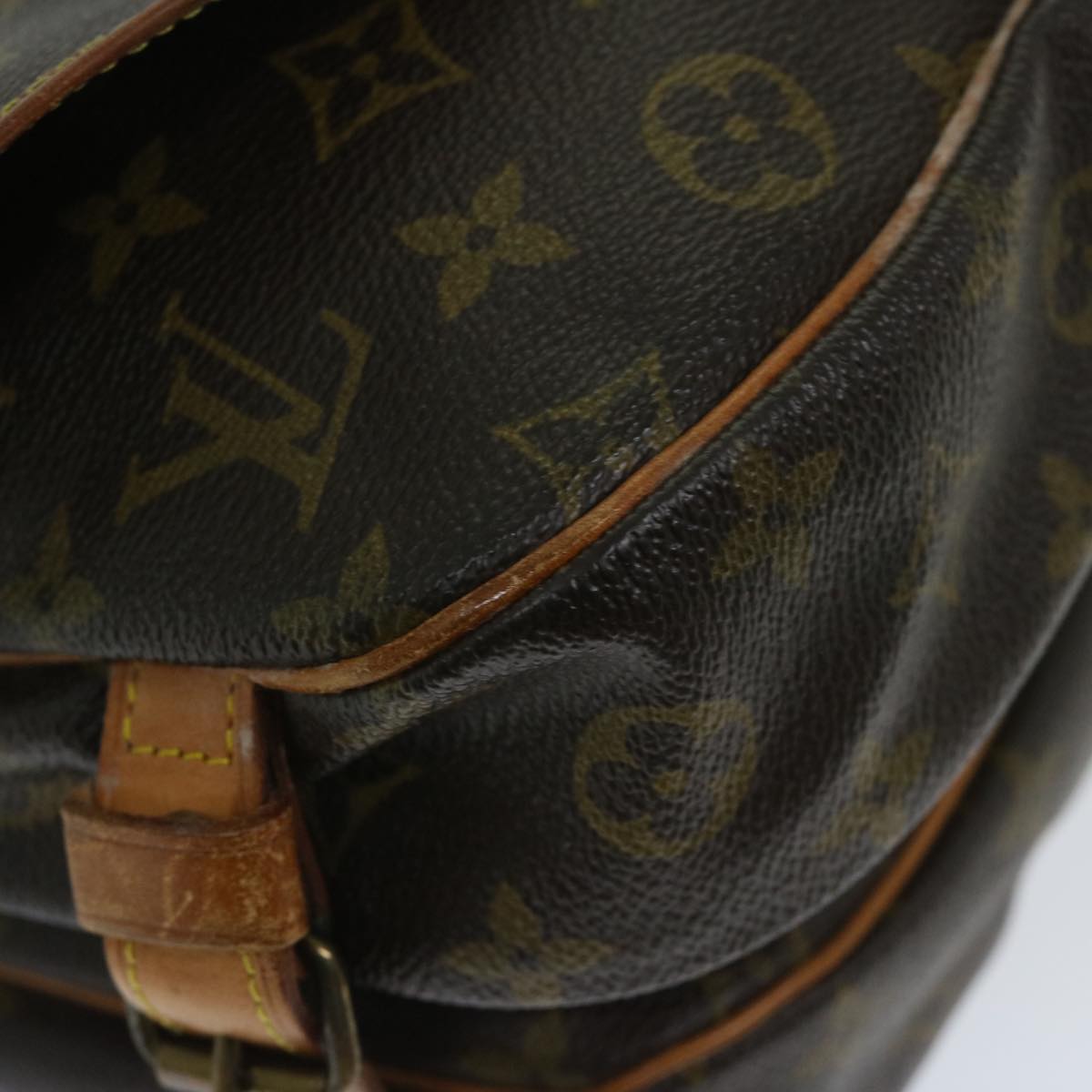 LOUIS VUITTON Saumur Shoulder Bag