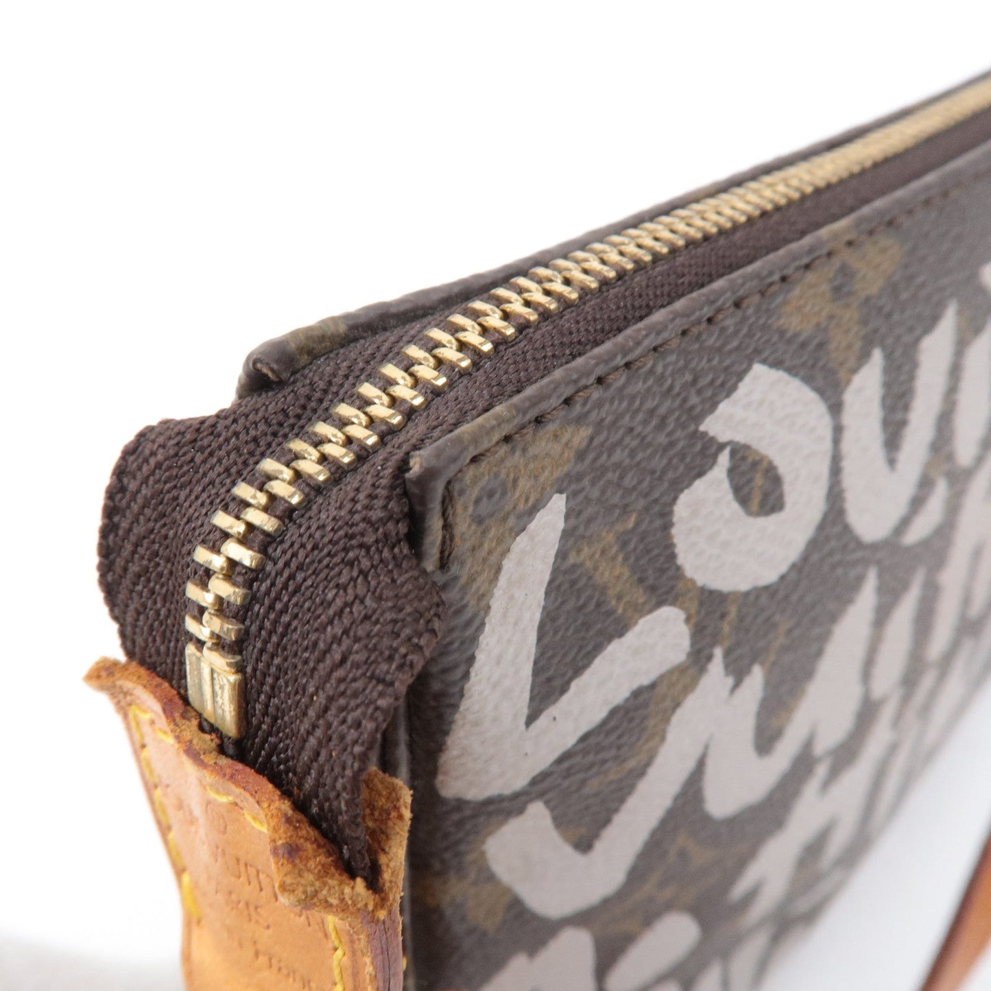 Authc Louis Vuitton Monogram Graffiti Pochette Accessoires Pouch M92192