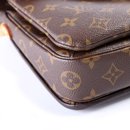 Pochette Metis Monogram