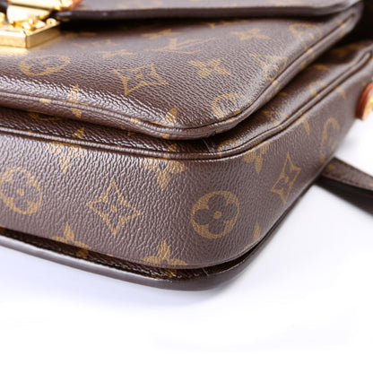 Pochette Metis Monogram