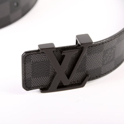 LV Initiales 40 MM Graphite Belt Size 85/34