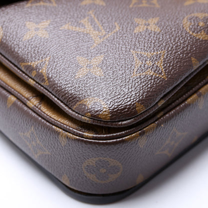 Pochette Metis Reverse Monogram