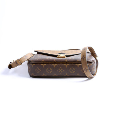 Pochette Metis Reverse Monogram