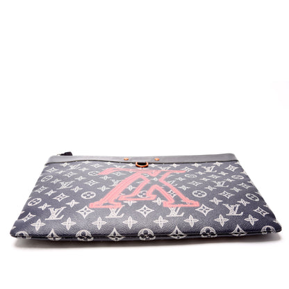 Pochette Apollo GM Upside Down Monogram