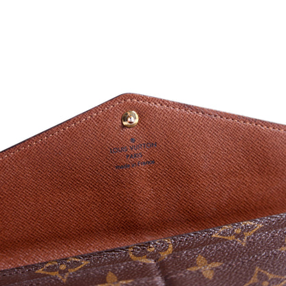 Sarah Wallet Monogram