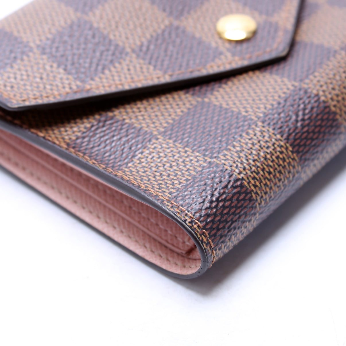 Victorine Wallet Damier Ebene Pink