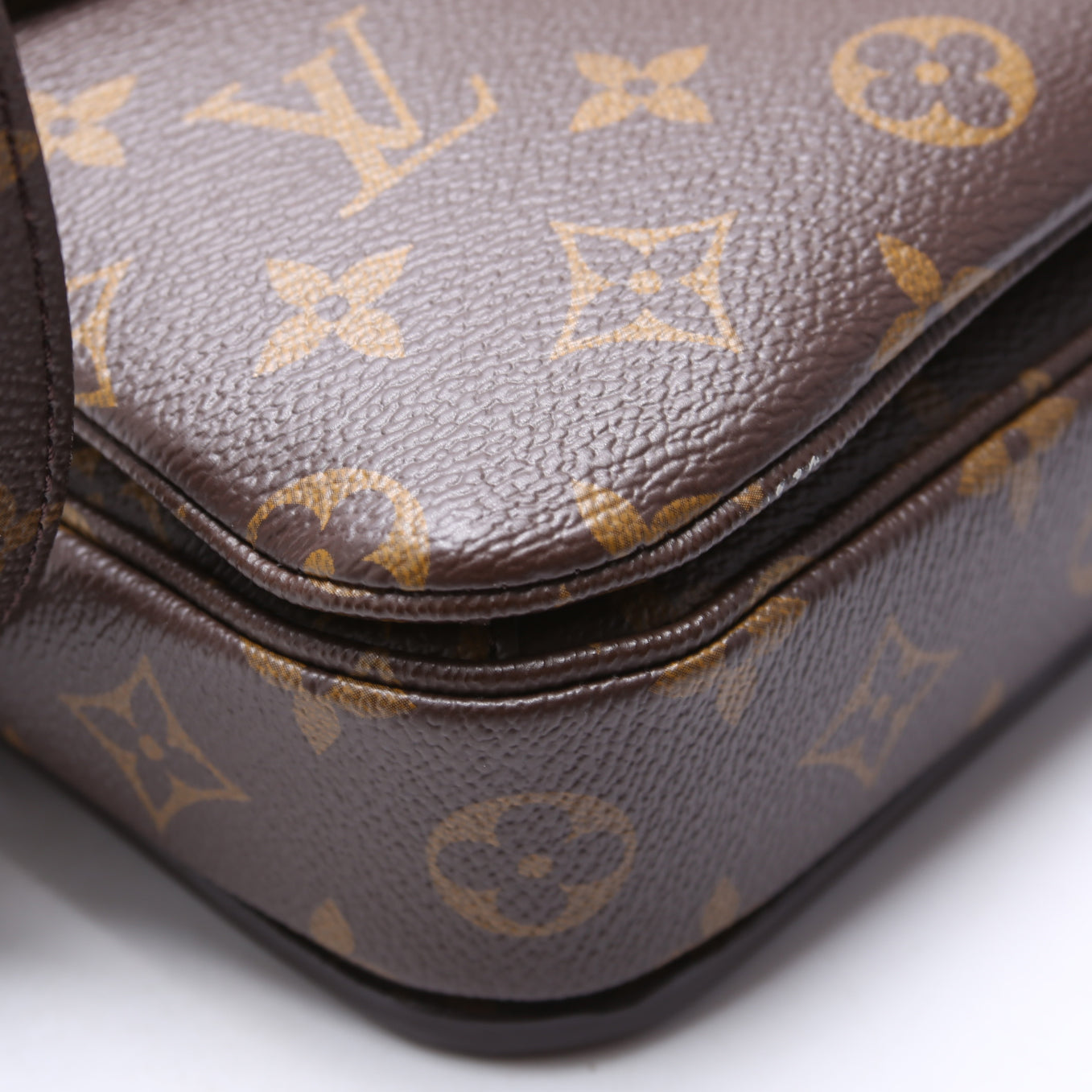 Pochette Metis Monogram