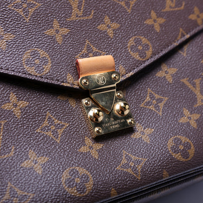 Pochette Metis Monogram