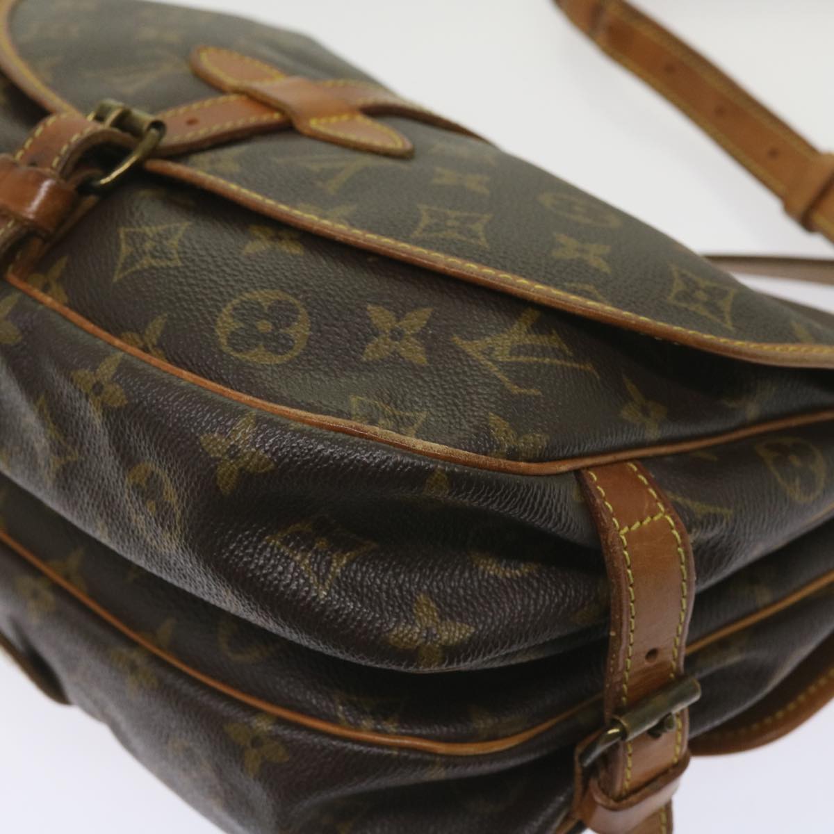 LOUIS VUITTON Saumur Shoulder Bag