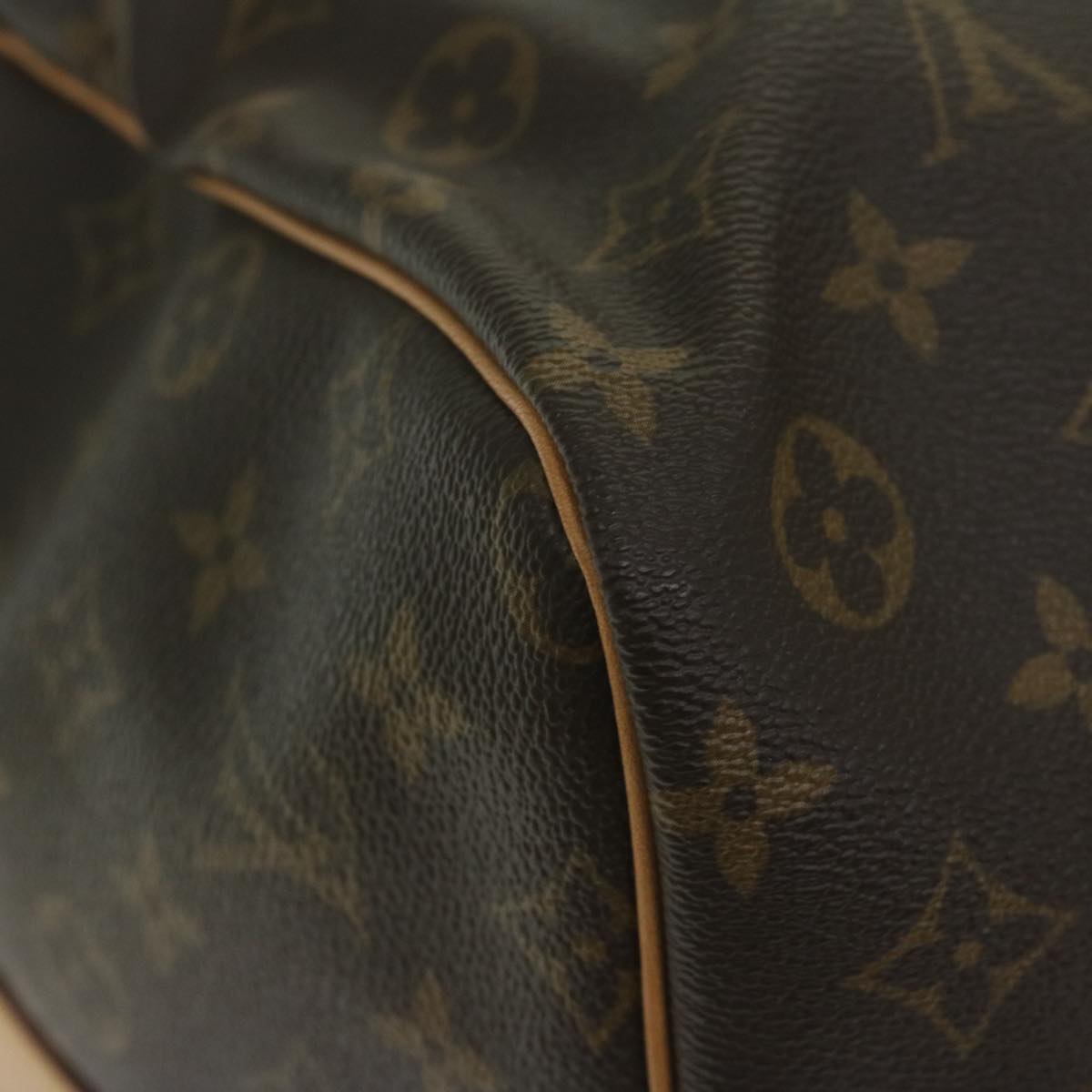 LOUIS VUITTON Keepall Bandouliere 60 Shoulder Bag