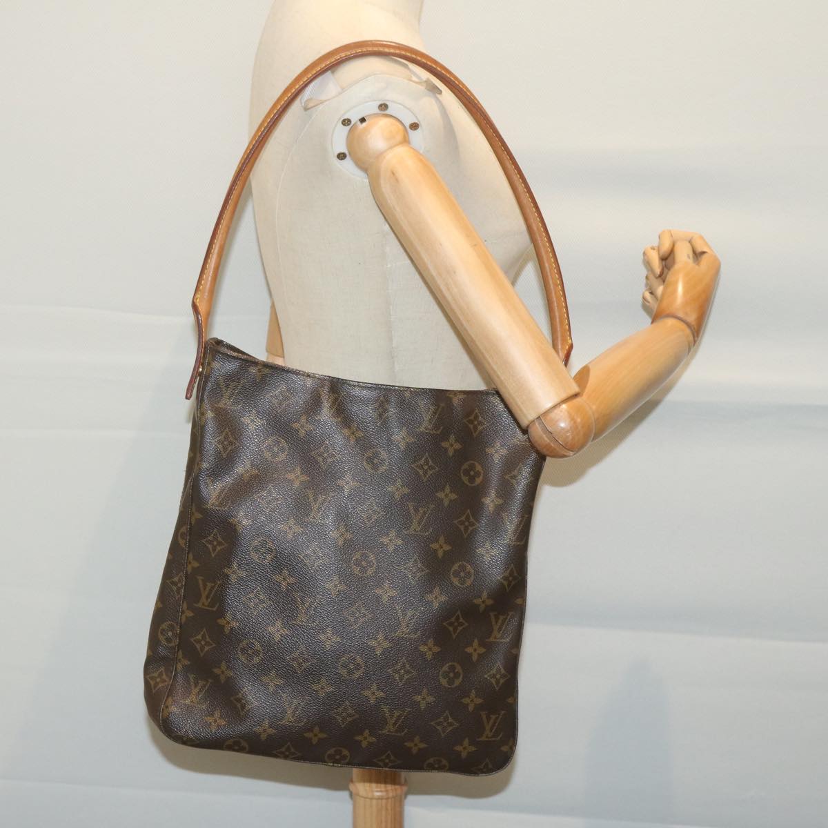 LOUIS VUITTON Looping Shoulder Bag