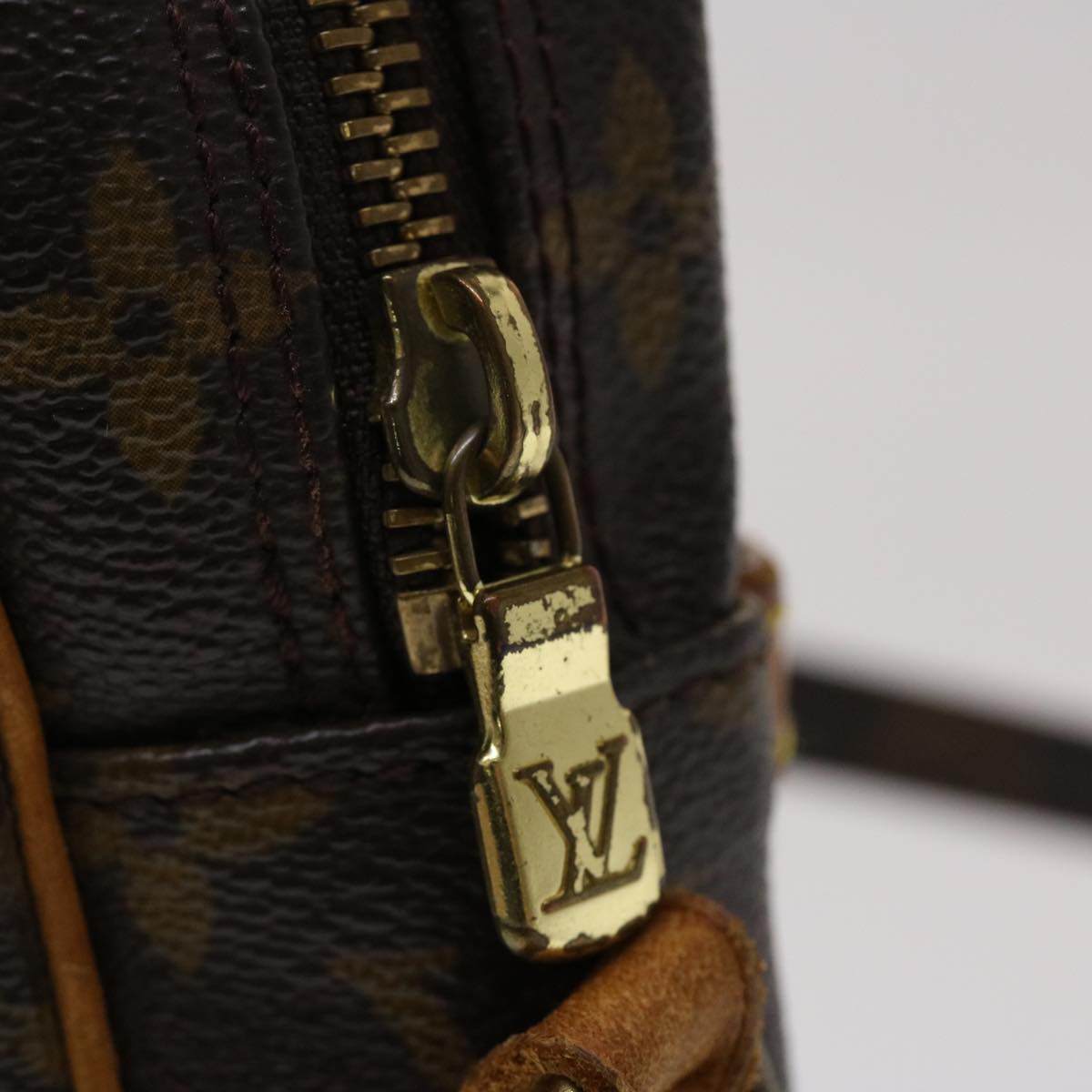 LOUIS VUITTON Danube Shoulder Bag