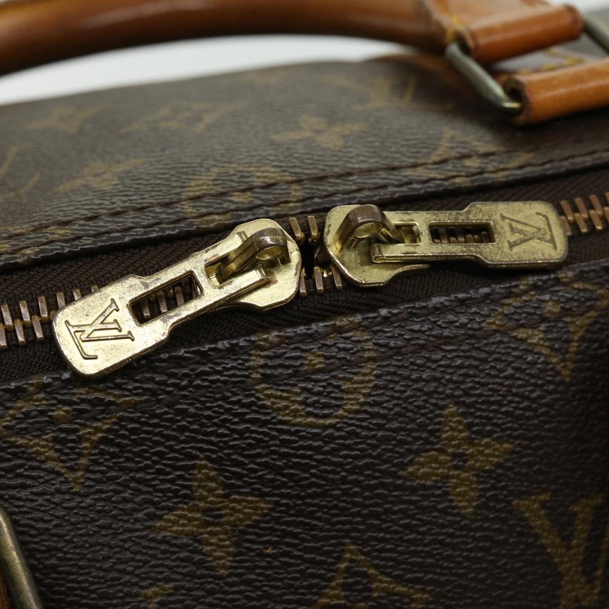 Louis Vuitton  Keepall Bandouliere 50 Travel