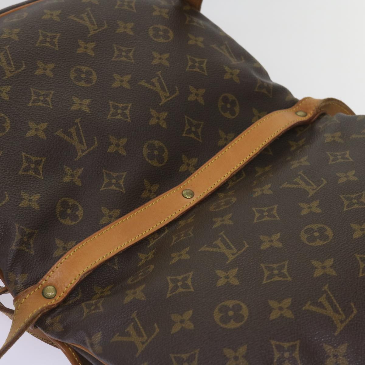 LOUIS VUITTON Saumur Shoulder Bag