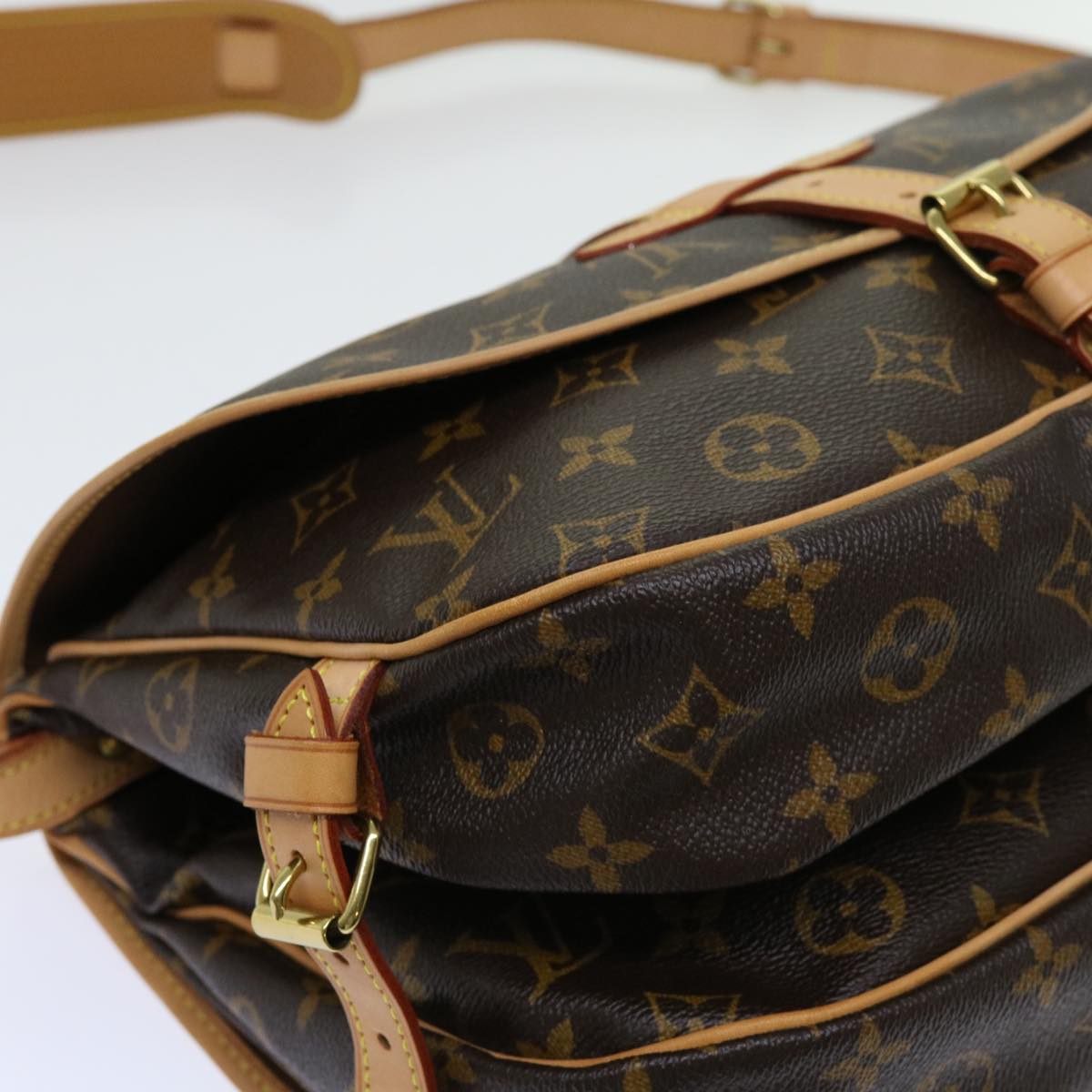 LOUIS VUITTON Saumur Shoulder Bag