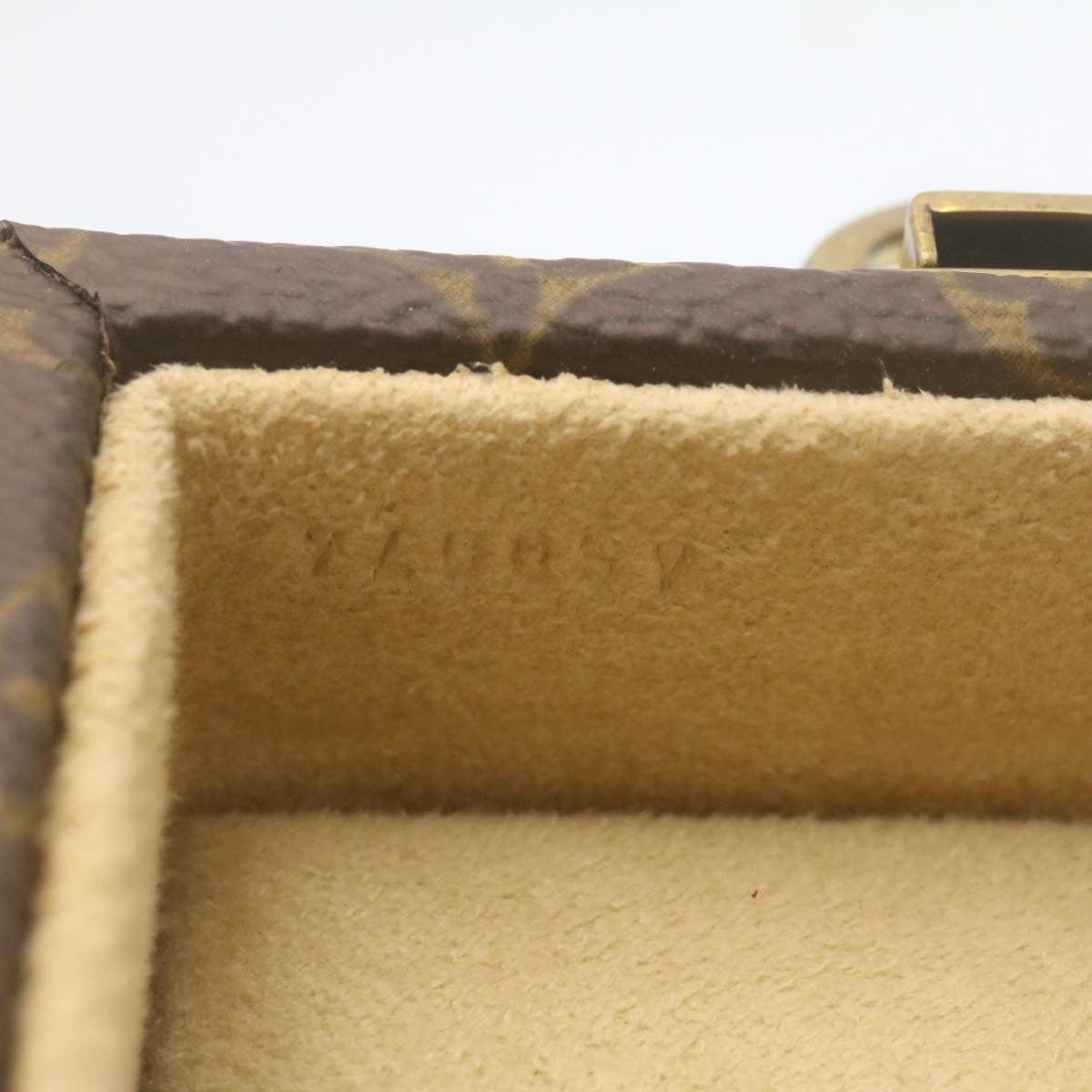 Louis Vuitton  Jewelry case Wallet