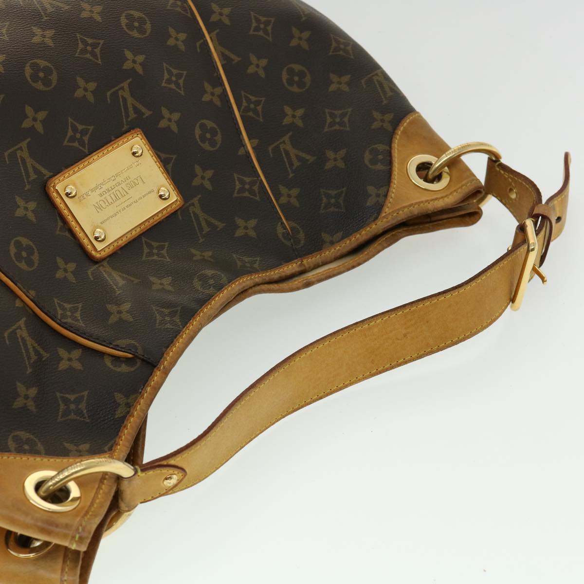 Louis Vuitton  Galiera Shoulder Bag