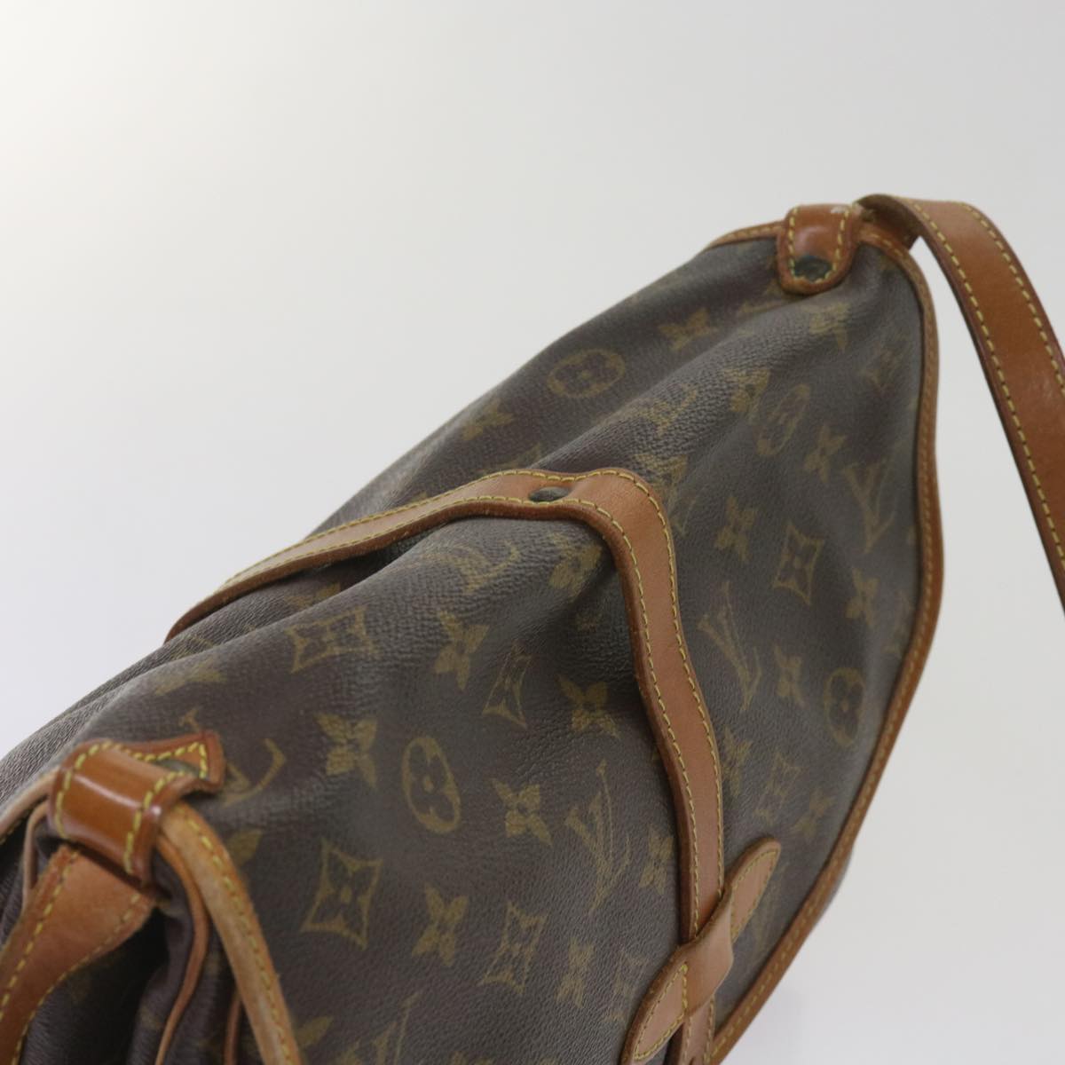 LOUIS VUITTON Saumur Shoulder Bag