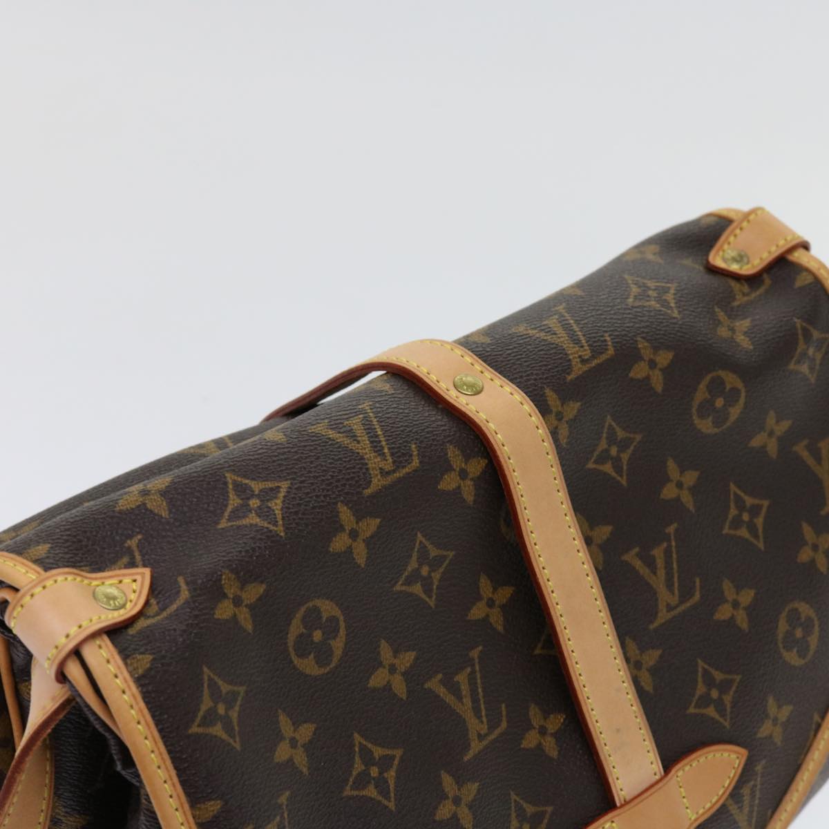 LOUIS VUITTON Saumur Shoulder Bag