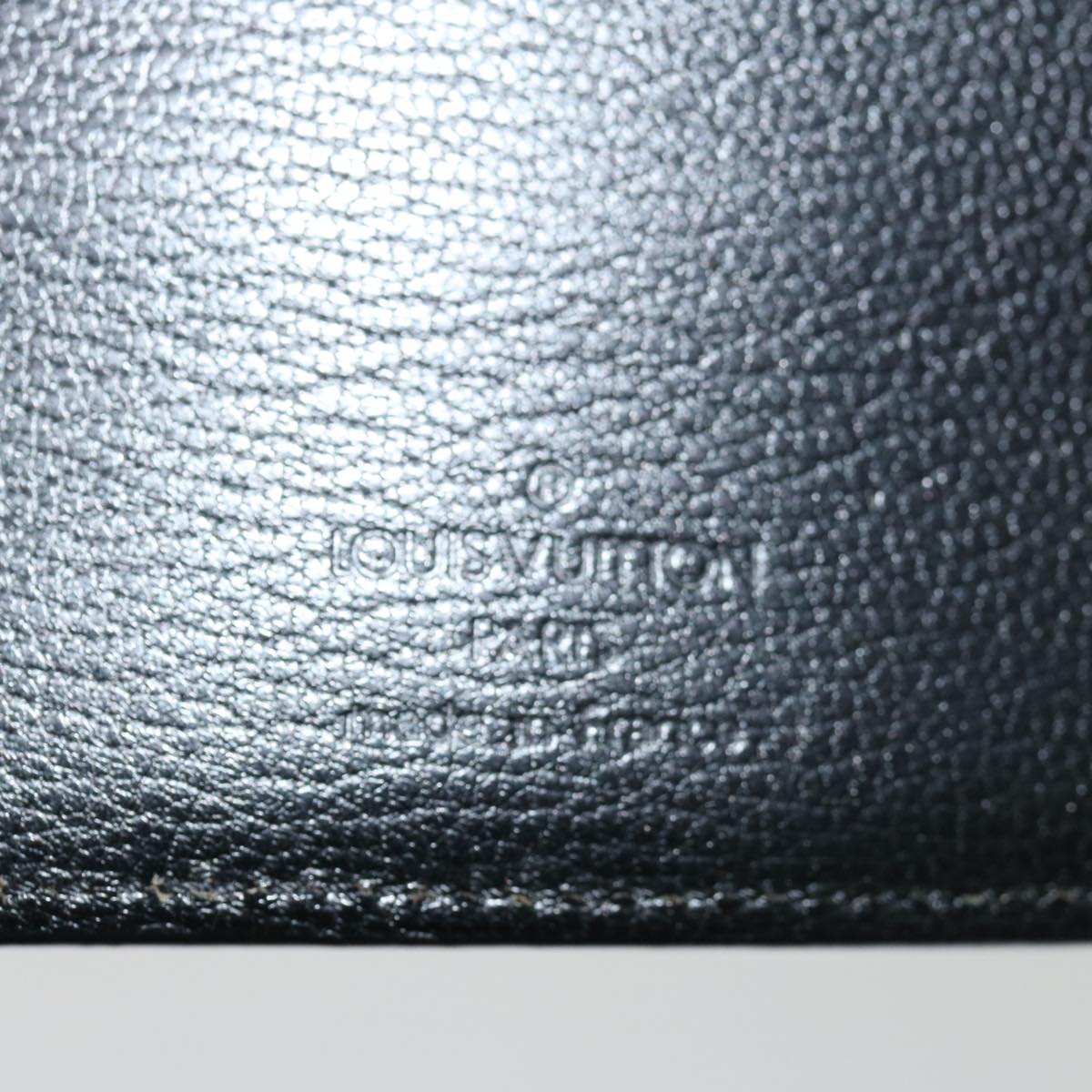 LOUIS VUITTON Agenda MM Wallet