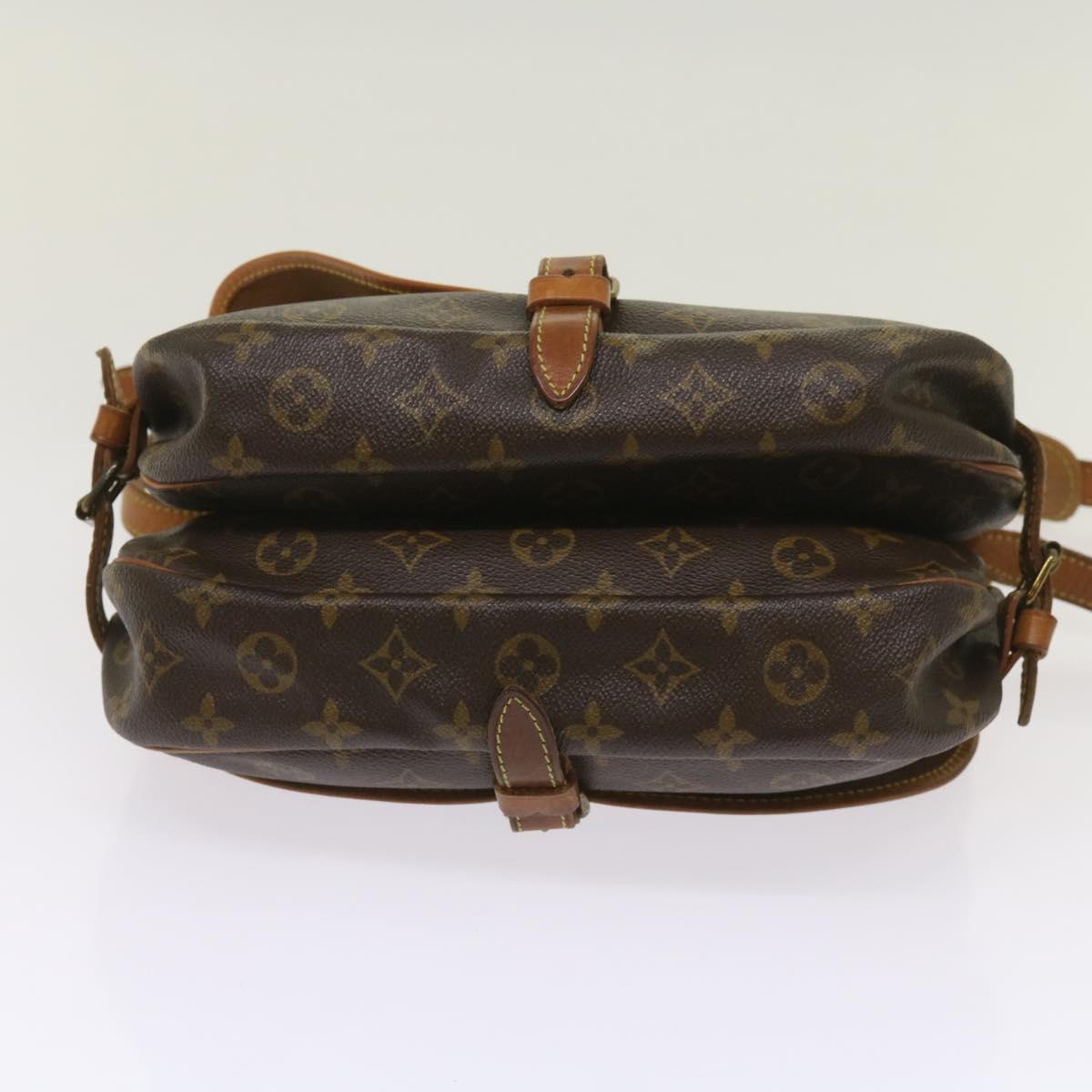 LOUIS VUITTON Saumur Shoulder Bag