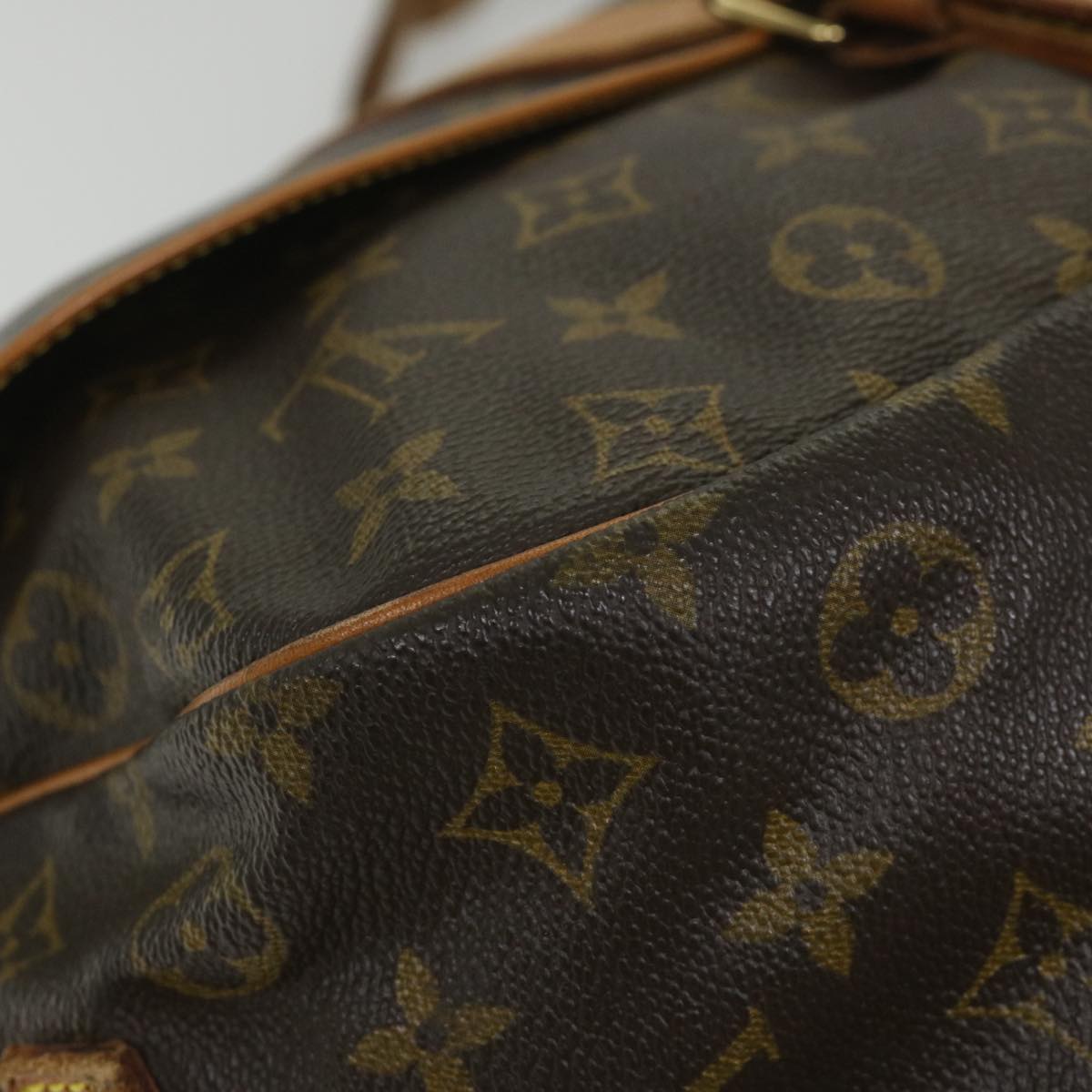 LOUIS VUITTON Saumur 35 Shoulder Bag