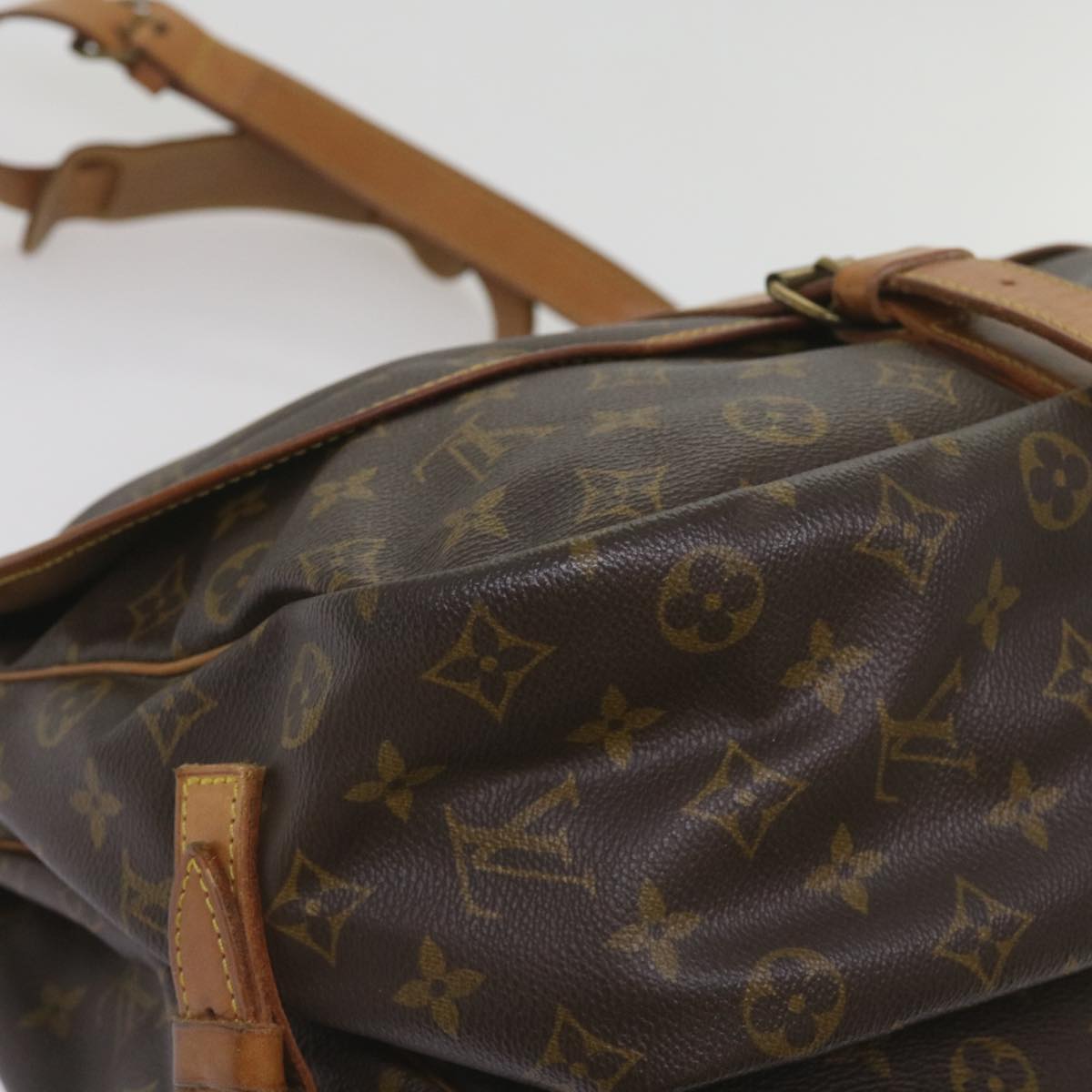 LOUIS VUITTON Saumur Shoulder Bag