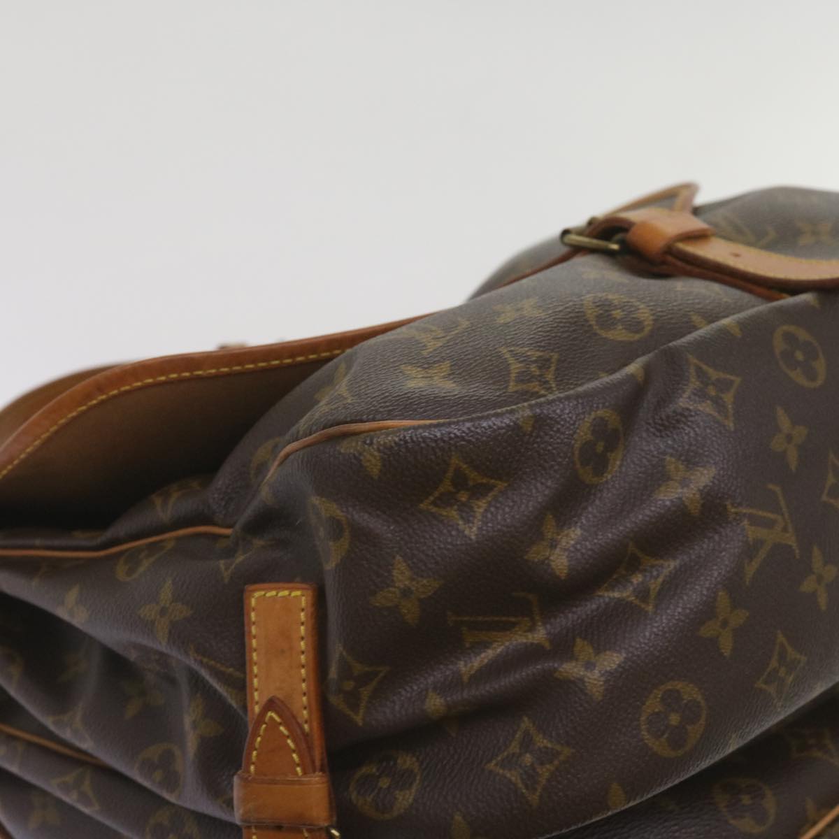 LOUIS VUITTON Saumur Shoulder Bag