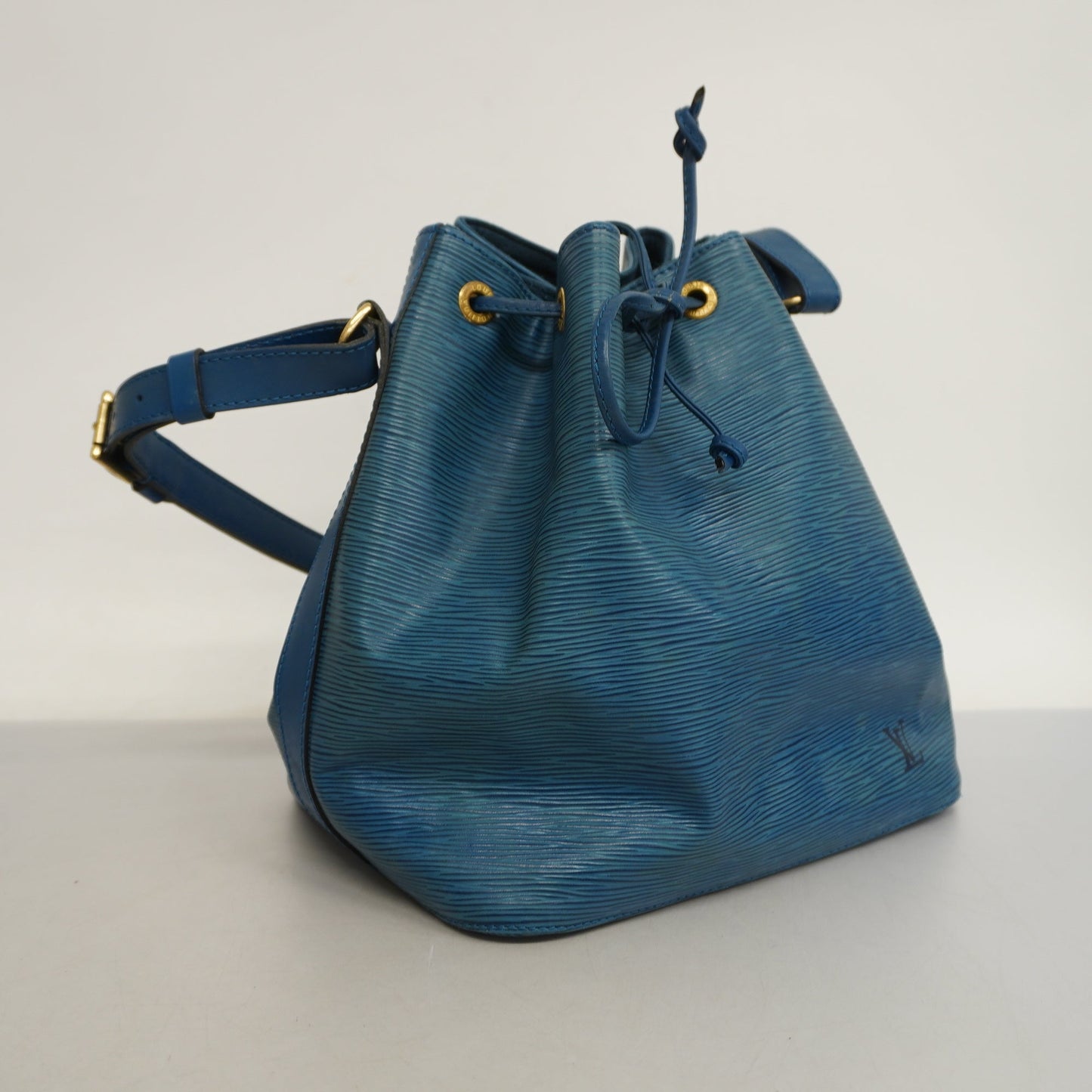 LOUIS VUITTON  Epi Petit Noe M44105 Women's Shoulder Bag Toledo Blue